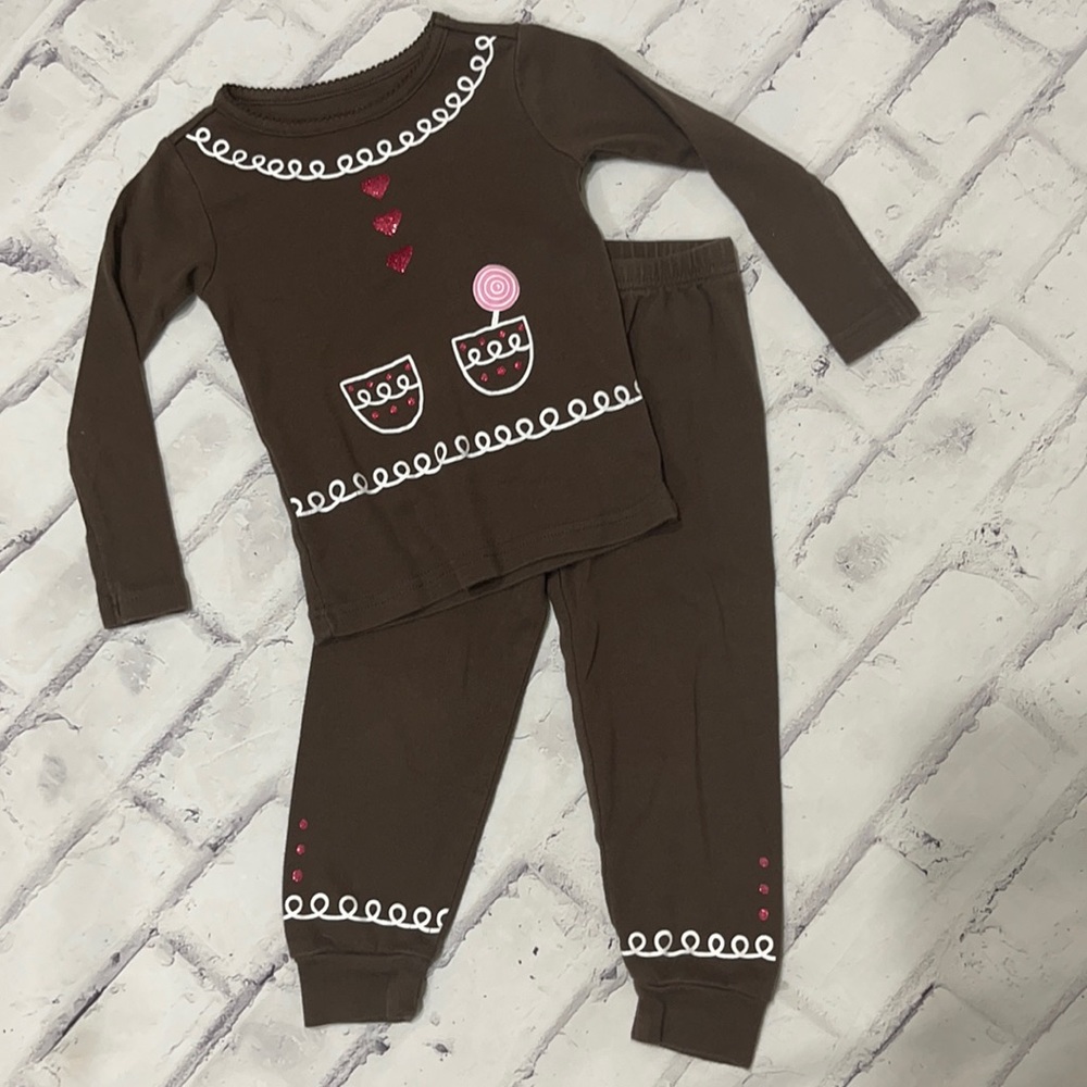 Crazy 8 Girl's Pajamas 100% Cotton Gingerbread Man with "Icing" Decoration